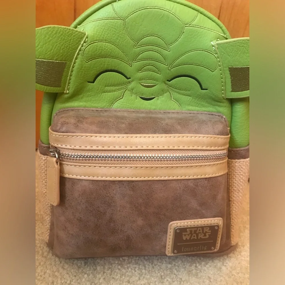 NWT! Disney Parks Exclusive Star Wars Loungefly Yoda Mini Backpack! HTF! Rare!